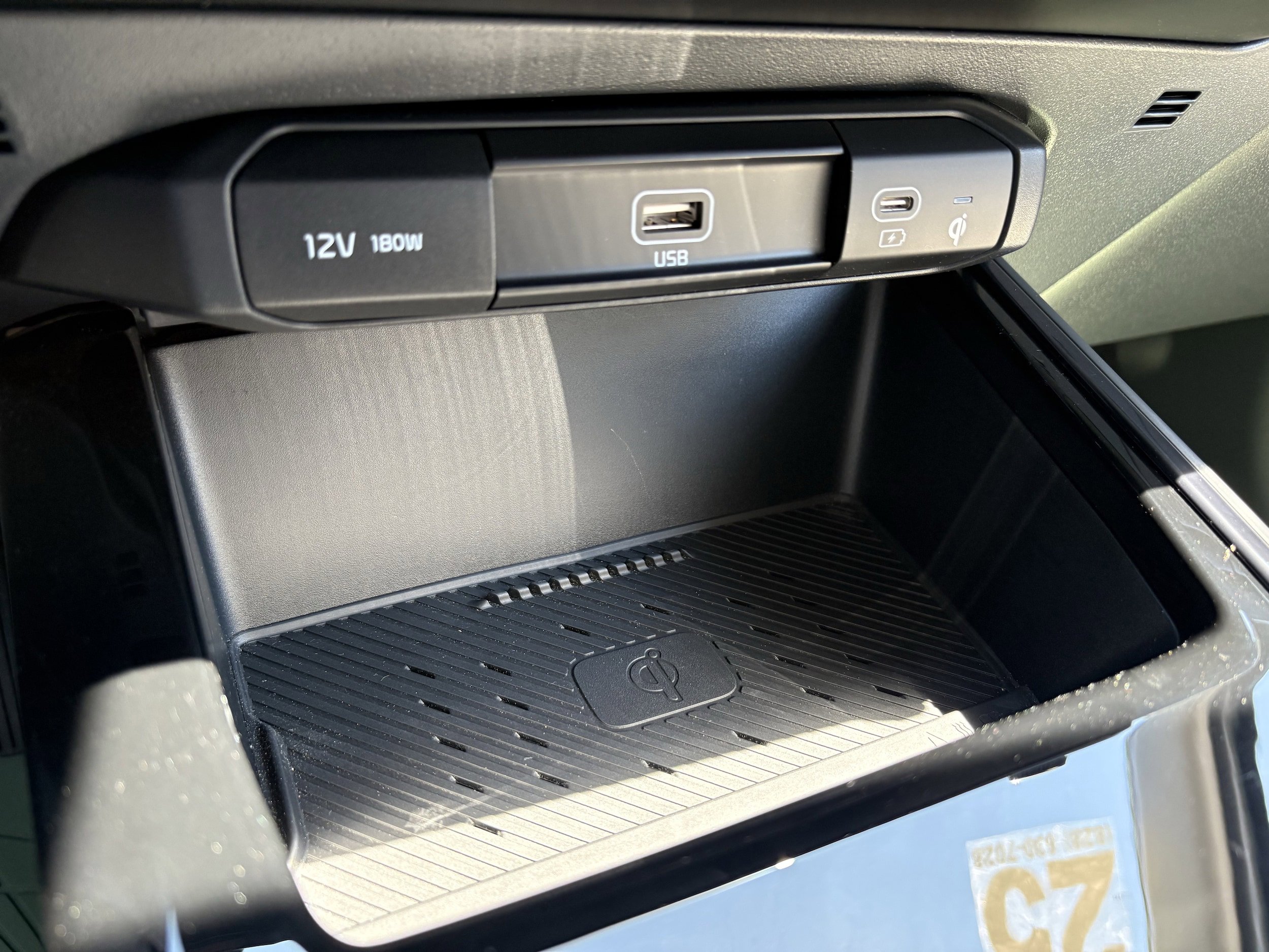 Used 2025 Kia Niro EX FWD image 21