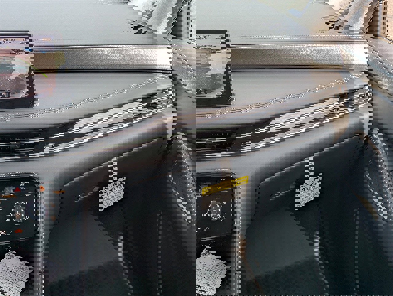 Certified 2026 INFINITI QX60 Luxe w/ Cargo Package image 24