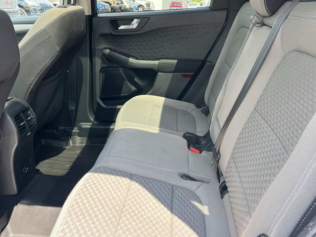 Used 2020 Ford Escape SE FWD image 25
