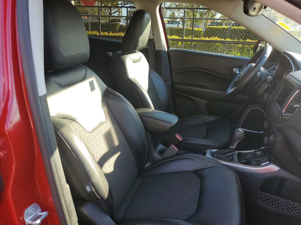 Used 2018 Jeep Compass Latitude w/ Popular Equipment Group image 21