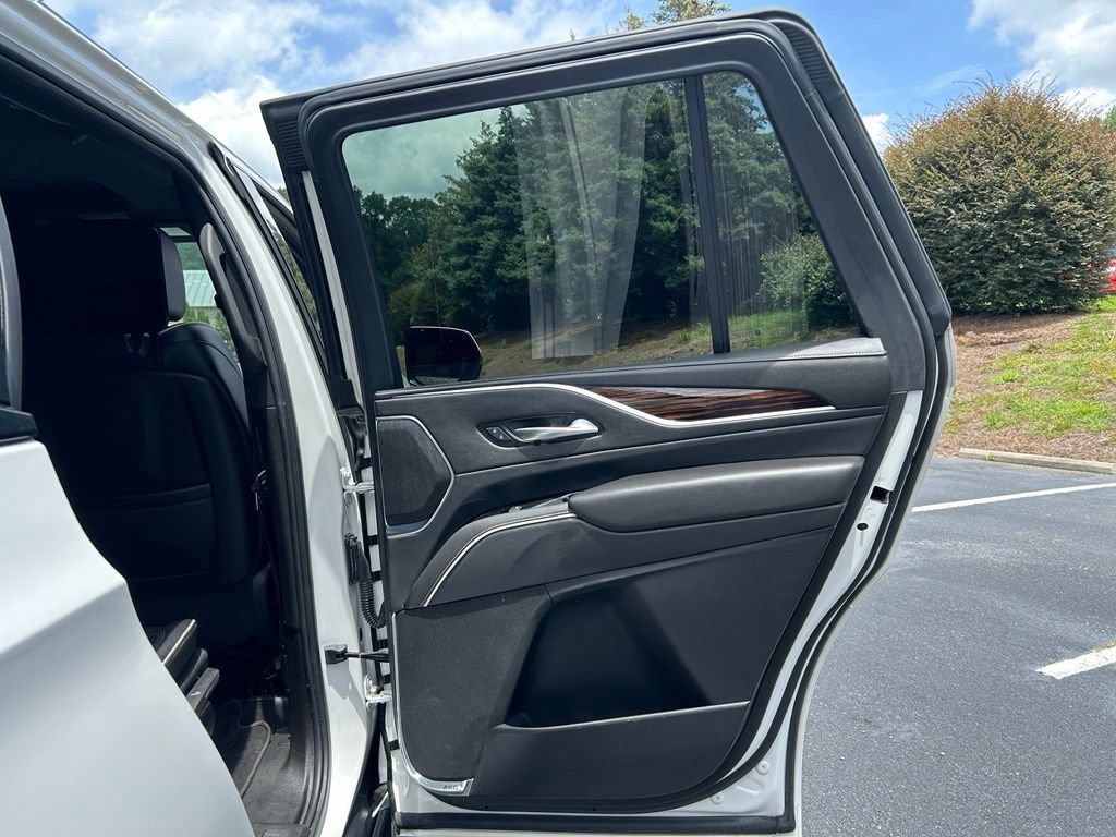 Used 2021 Cadillac Escalade Premium Luxury w/ Driver Assist Tech Package AWD/4WD image 61