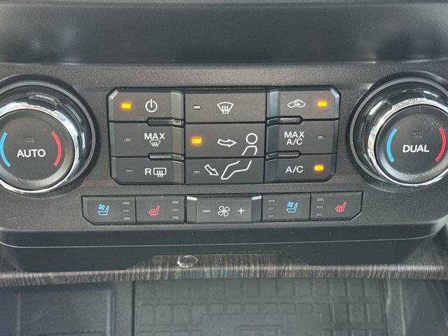 Used 2021 Ford F250 Lariat w/ Lariat Ultimate Package AWD/4WD image 20