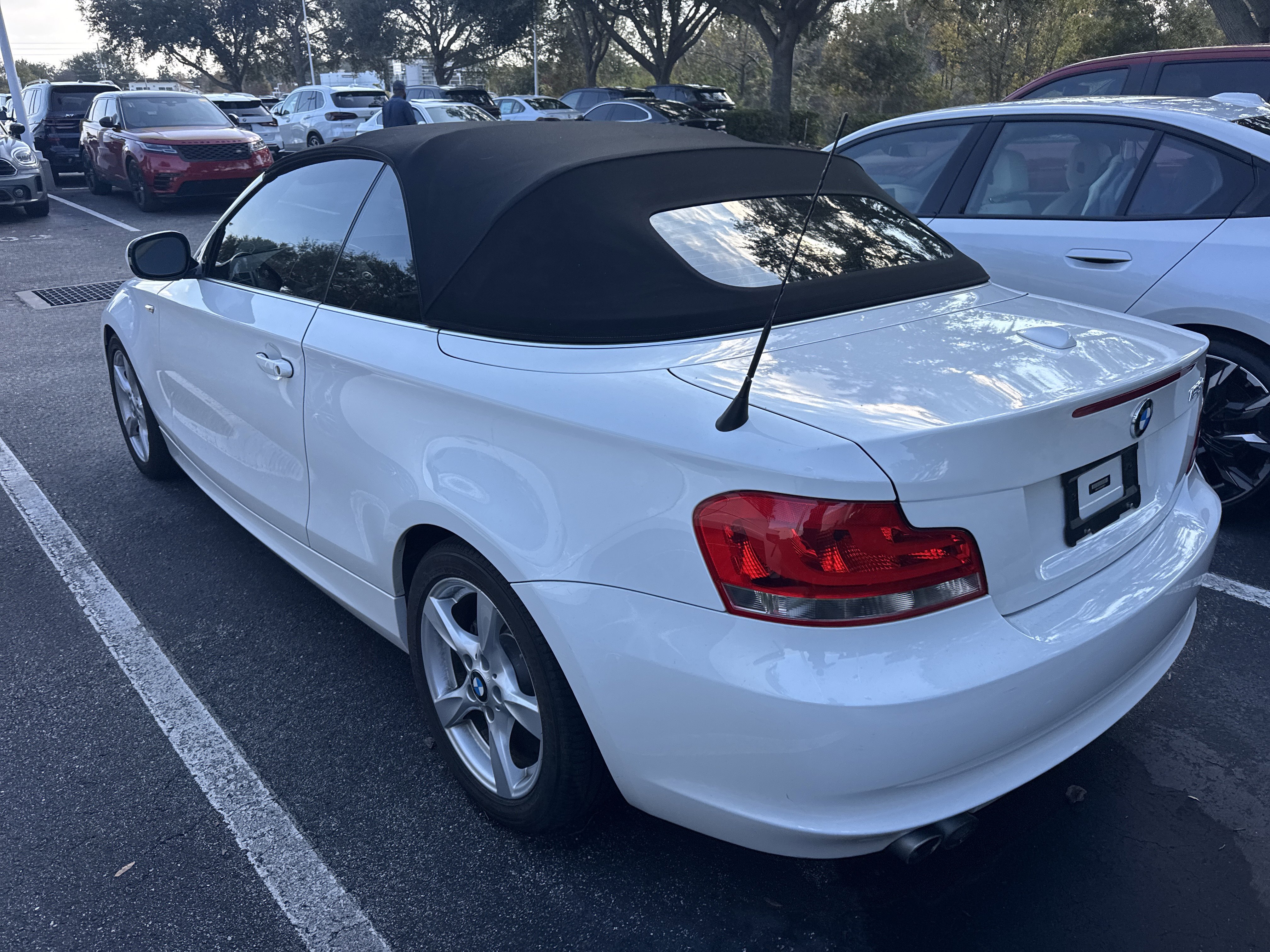 Used 2013 BMW 128i Convertible image 3
