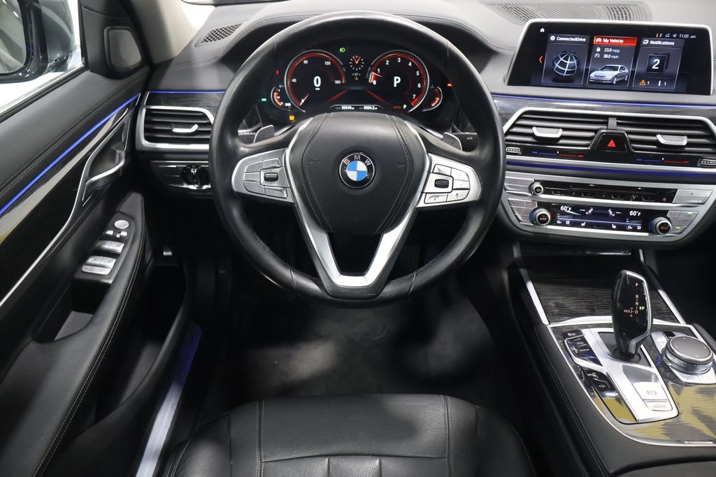 Used 2018 BMW 740i RWD image 16