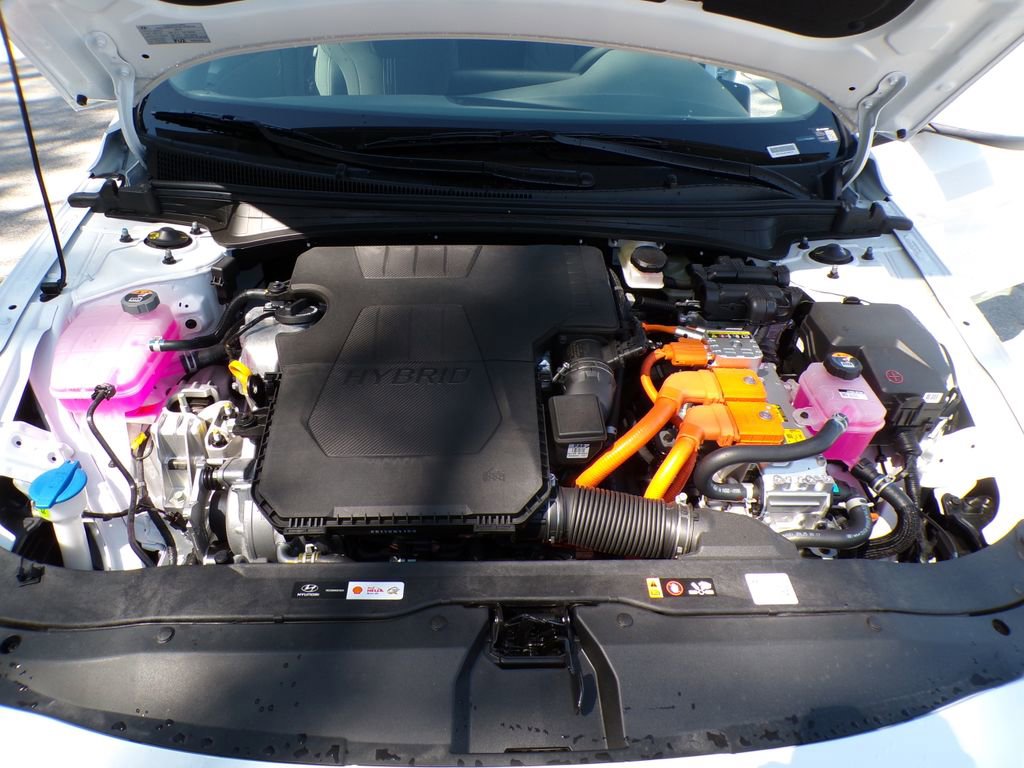 New 2026 Hyundai Elantra Hybrid FWD image 33
