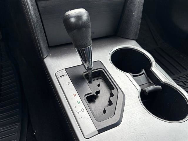 Used 2013 Toyota Camry SE image 12