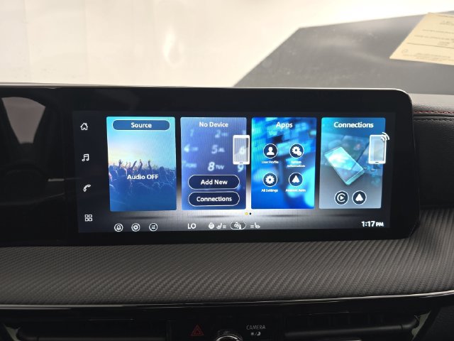New 2027 Nissan Kicks SR w/ SR Premium Package FWD image 30