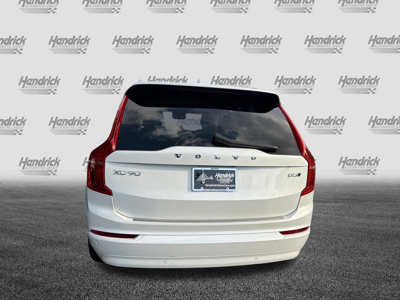 Certified 2023 Volvo XC90 B5 Core w/ Protection Package Premier AWD/4WD image 9