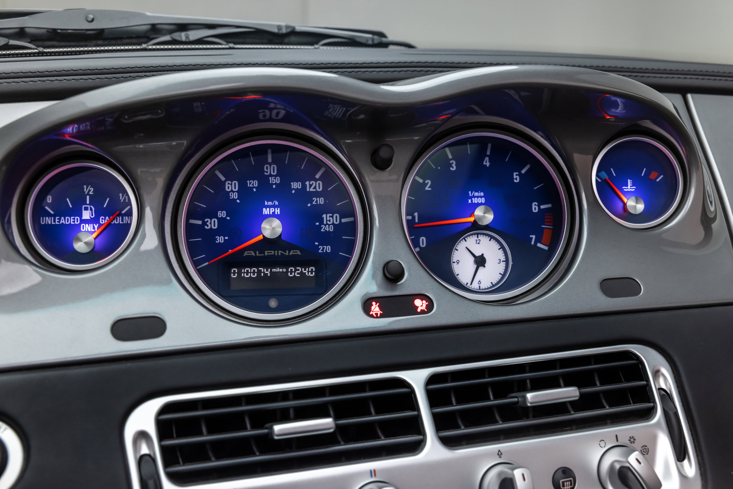 Used 2003 BMW Z8 image 84