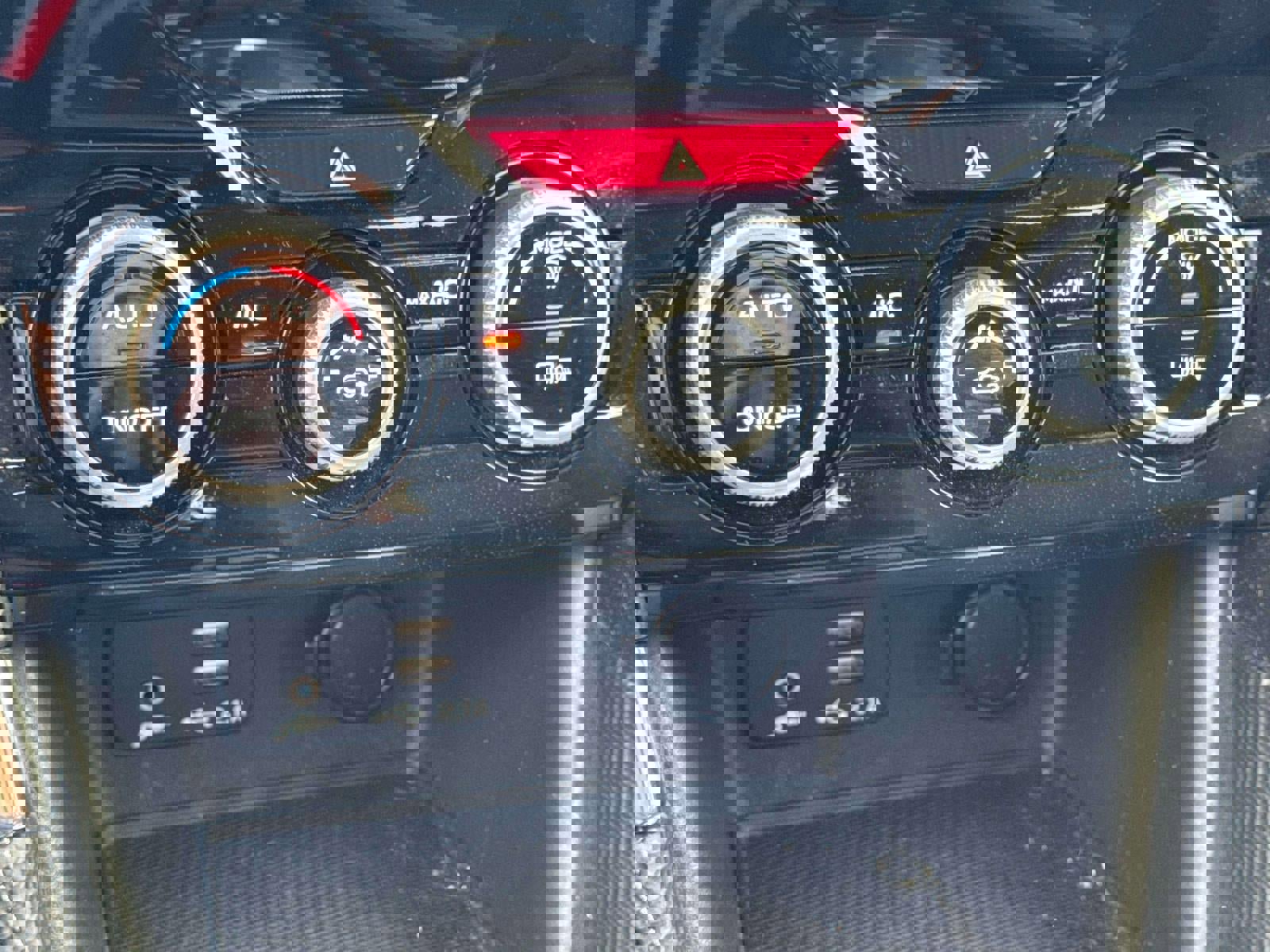 Certified 2024 Subaru Forester Premium image 25