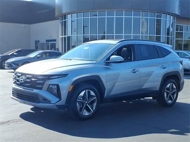 Certified 2025 Hyundai Tucson SEL image 2