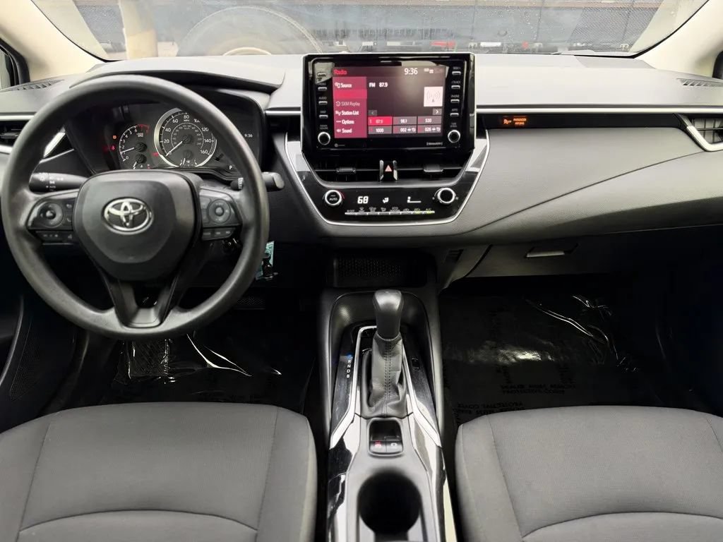 Used 2021 Toyota Corolla LE FWD image 11