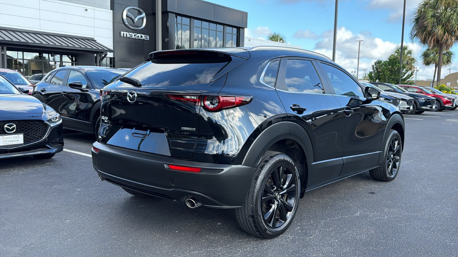 Certified 2025 MAZDA CX-30 AWD 2.5 S w/ Select Sport Pkg image 4