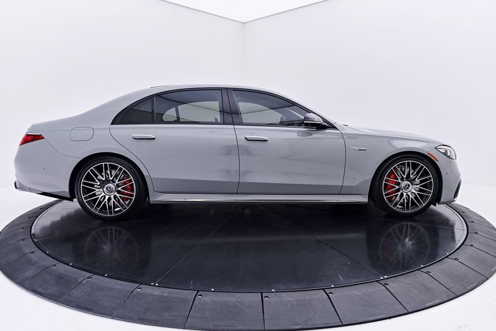 Used 2024 Mercedes-Benz S 63 AMG S w/ Rear Seat Package image 21