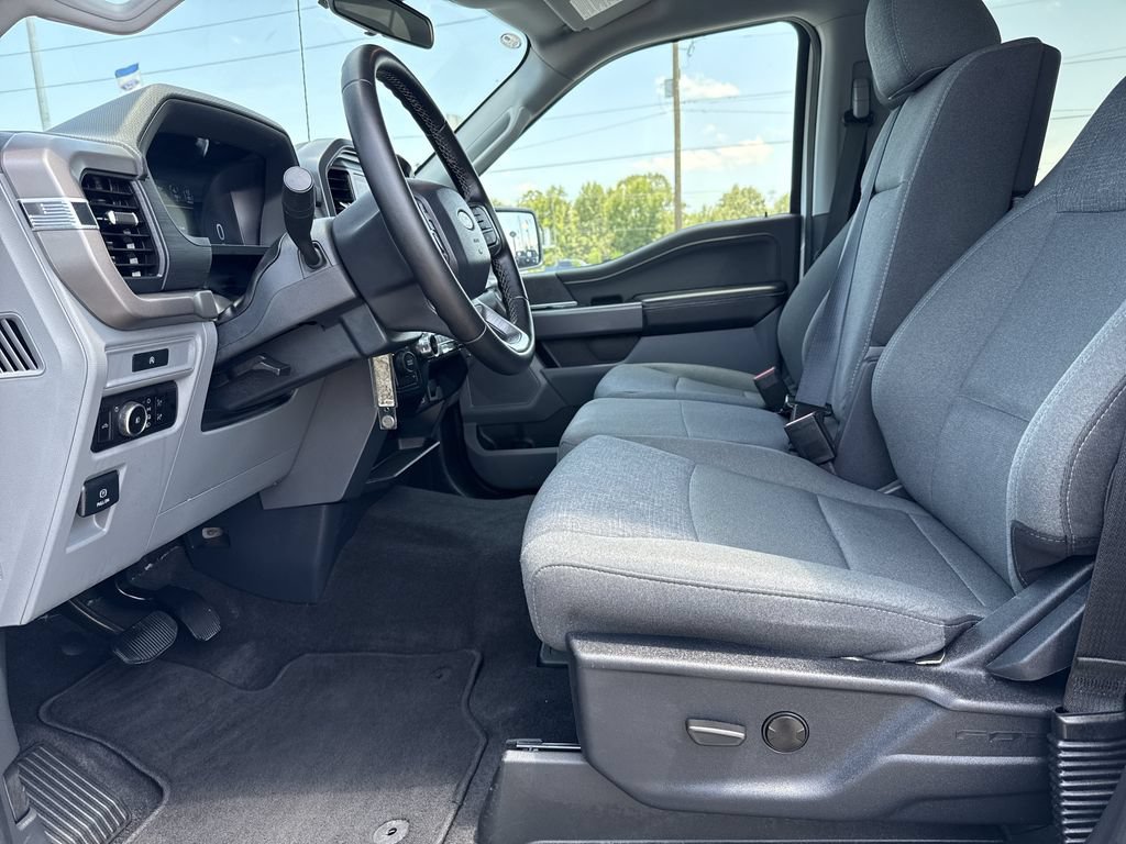 Used 2025 Ford F150 XLT w/ Equipment Group 301A Standard AWD/4WD image 12