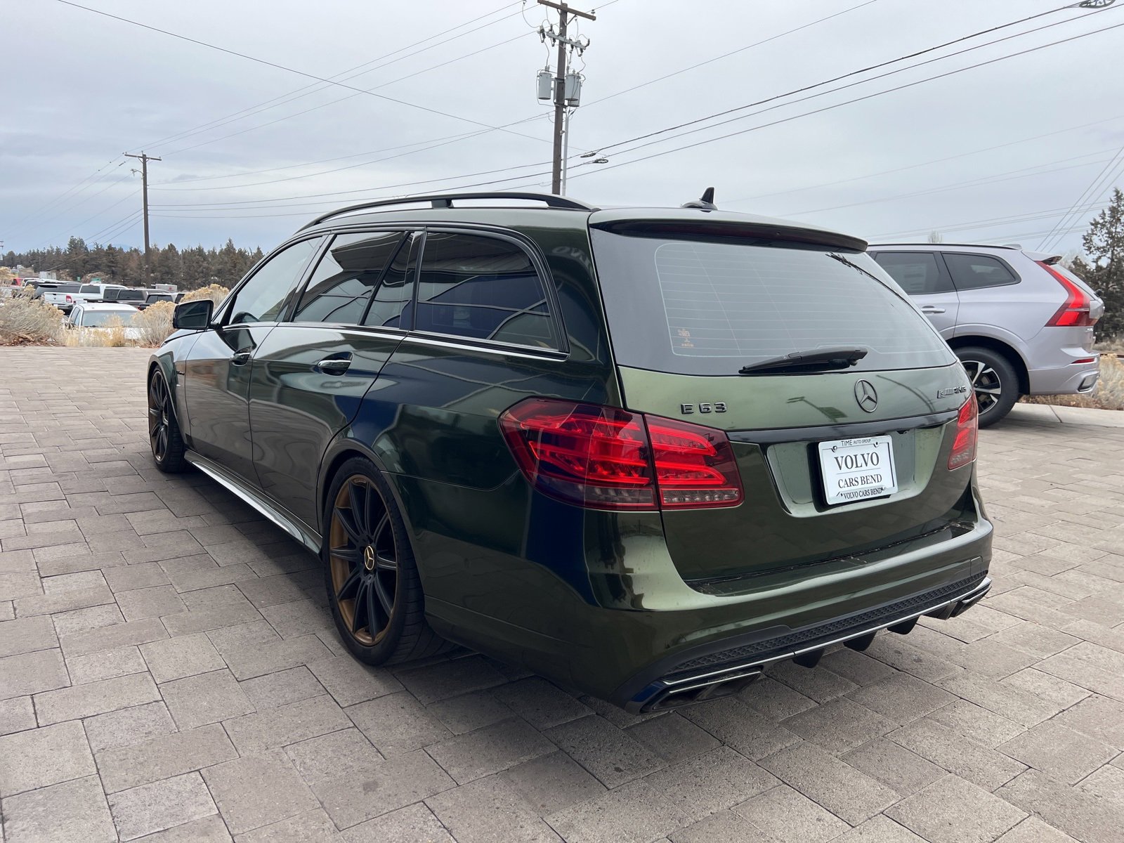 Used 2016 Mercedes-Benz E 63 AMG S-Model w/ Driver Assistance Package image 5