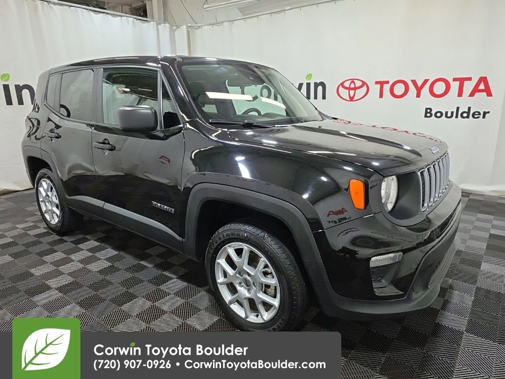 Used 2023 Jeep Renegade Latitude image 1