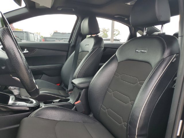 Used 2021 Kia Forte GT-Line w/ GT-Line Premium Package FWD image 7