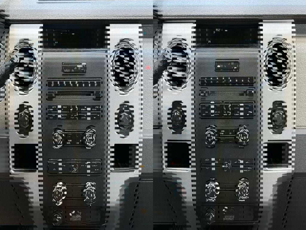 Used 2010 Ford F150 XLT AWD/4WD image 25