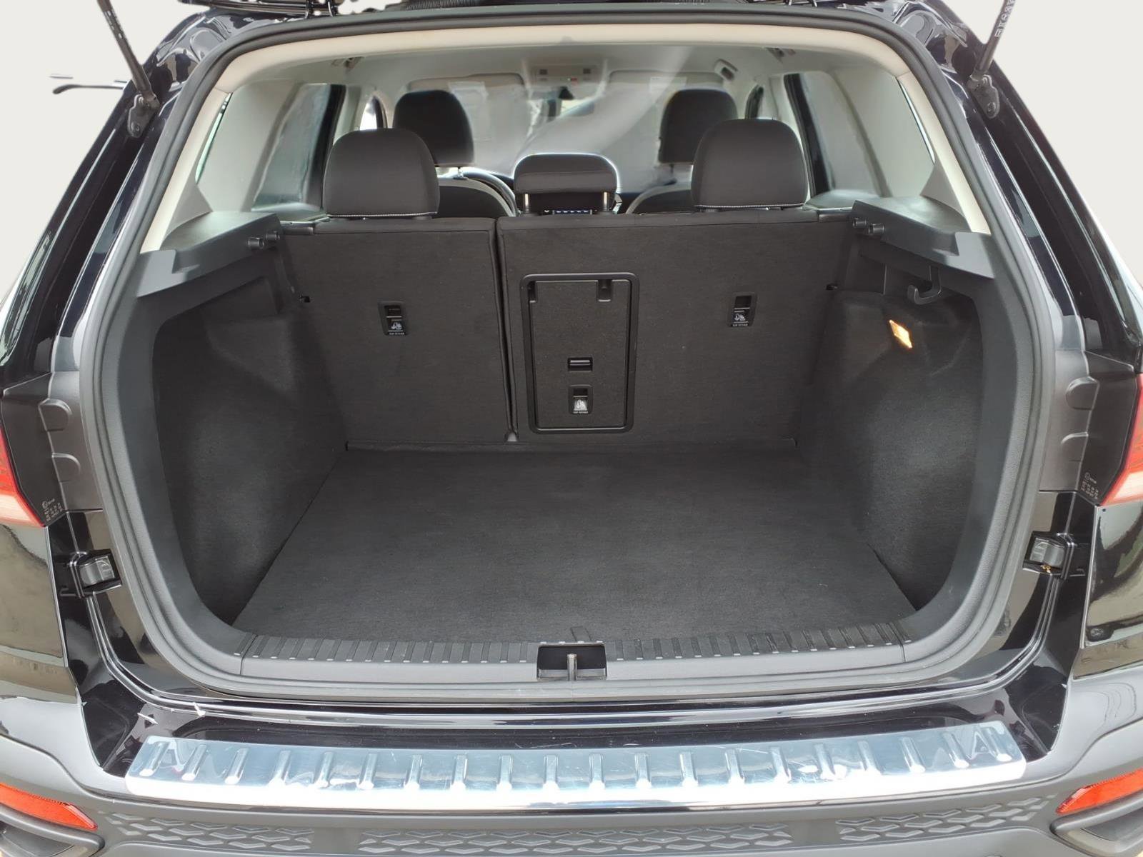 Used 2023 Volkswagen Taos S image 14