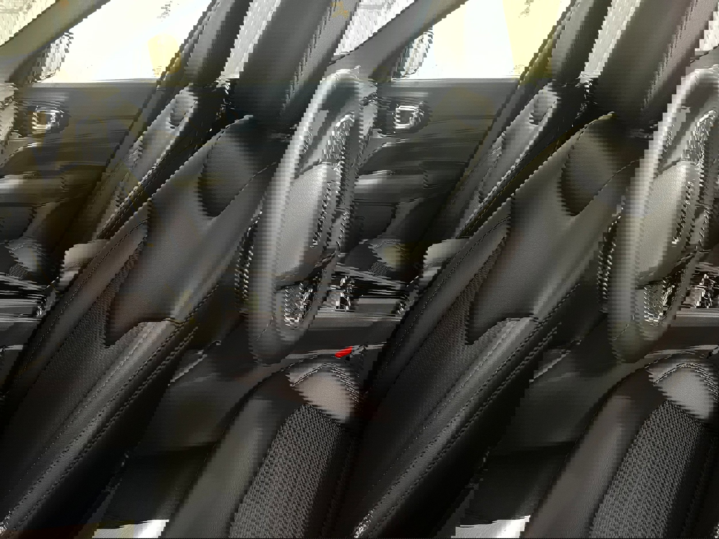 New 2026 Jeep Compass Latitude image 12