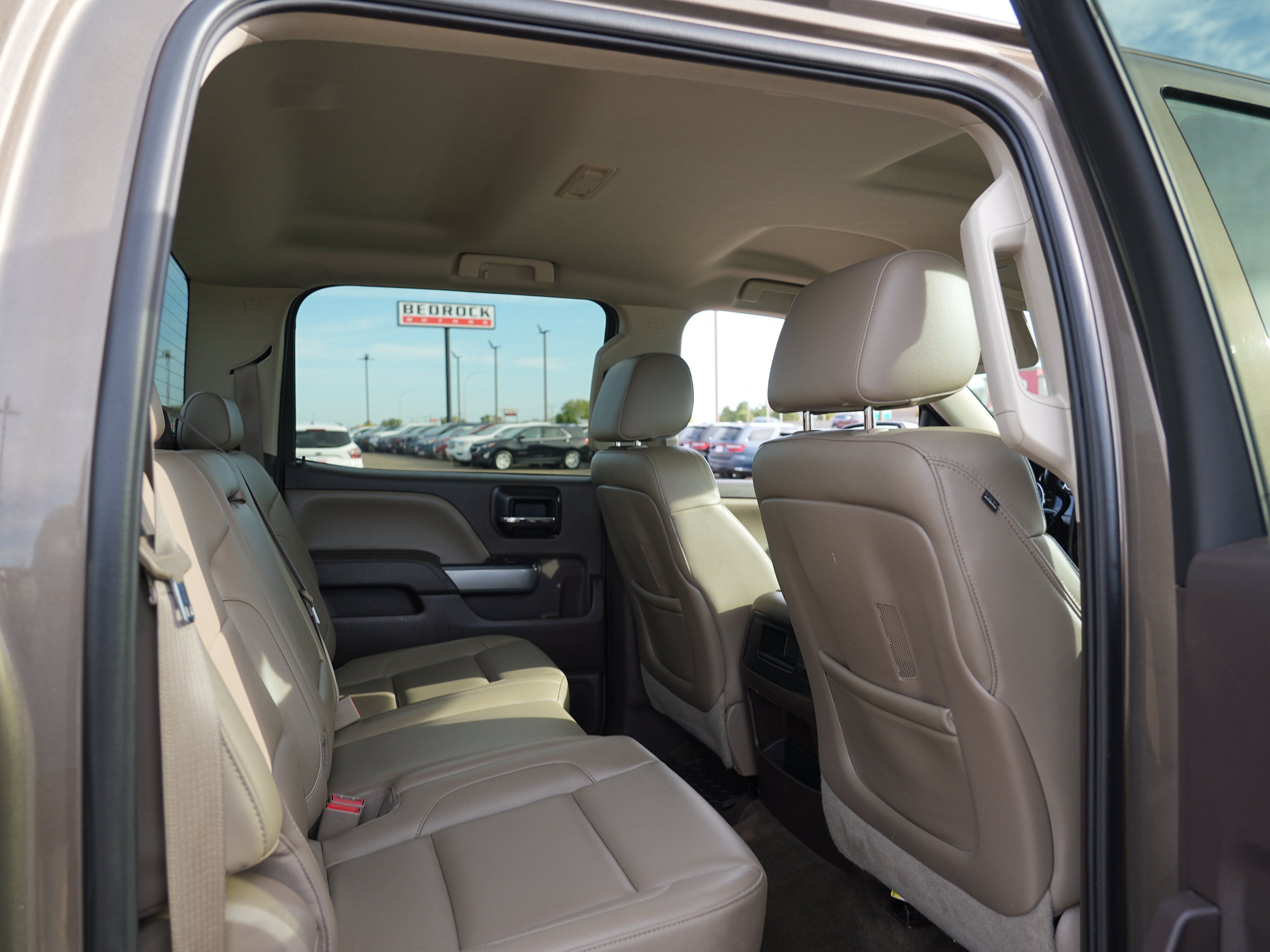 Used 2014 Chevrolet Silverado 1500 LTZ Z71 w/ LTZ Plus Package AWD/4WD image 24