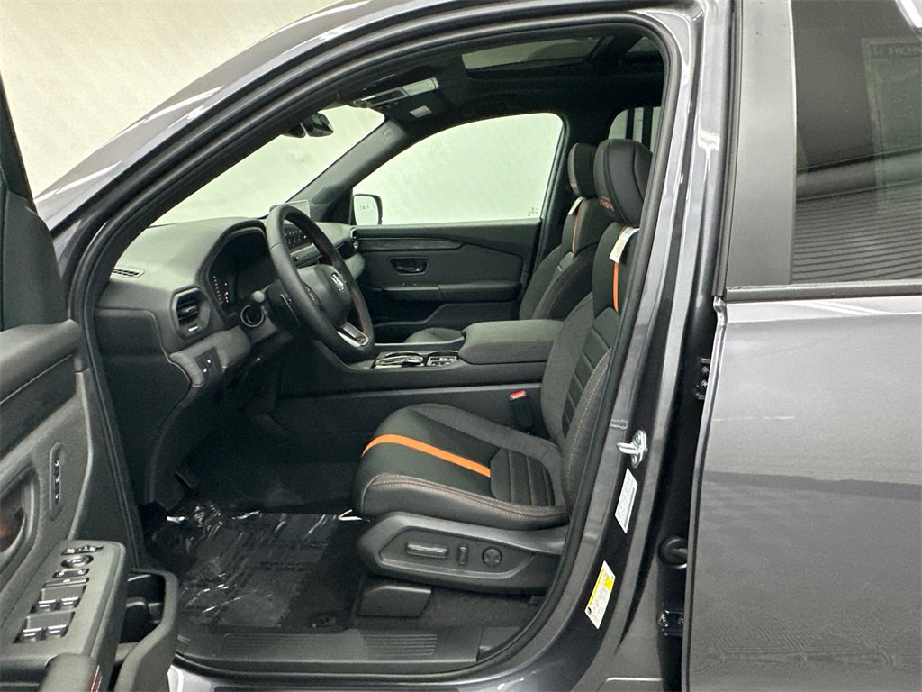 New 2026 Honda Passport TrailSport image 9
