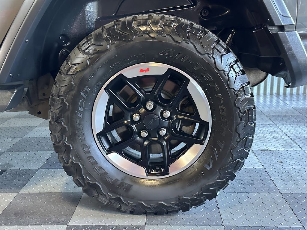 Used 2020 Jeep Wrangler Unlimited Rubicon w/ Advanced Safety Group image 33