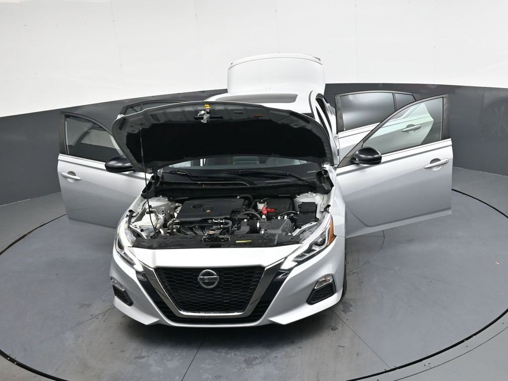 Used 2020 Nissan Altima 2.5 SR w/ Premium Package image 46
