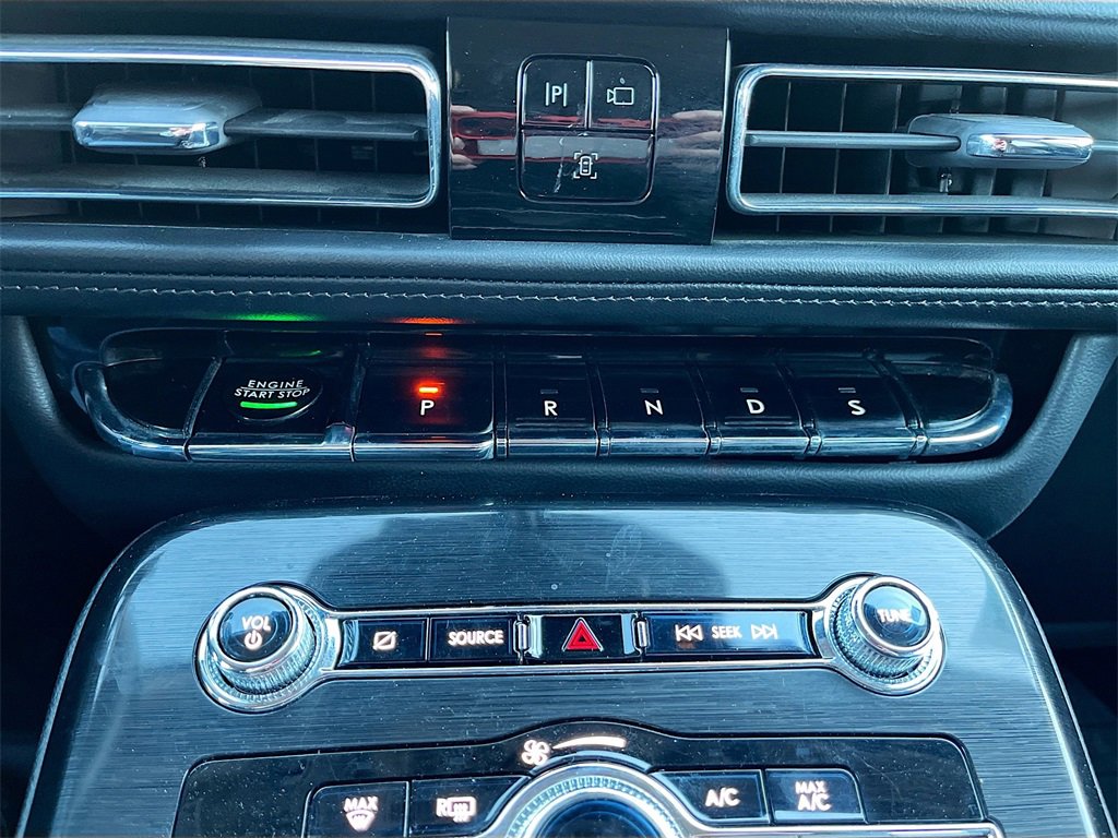 Used 2023 Lincoln Nautilus Reserve w/ Equipment Group 201A image 17