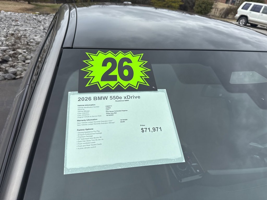 Used 2026 BMW 550e xDrive image 20