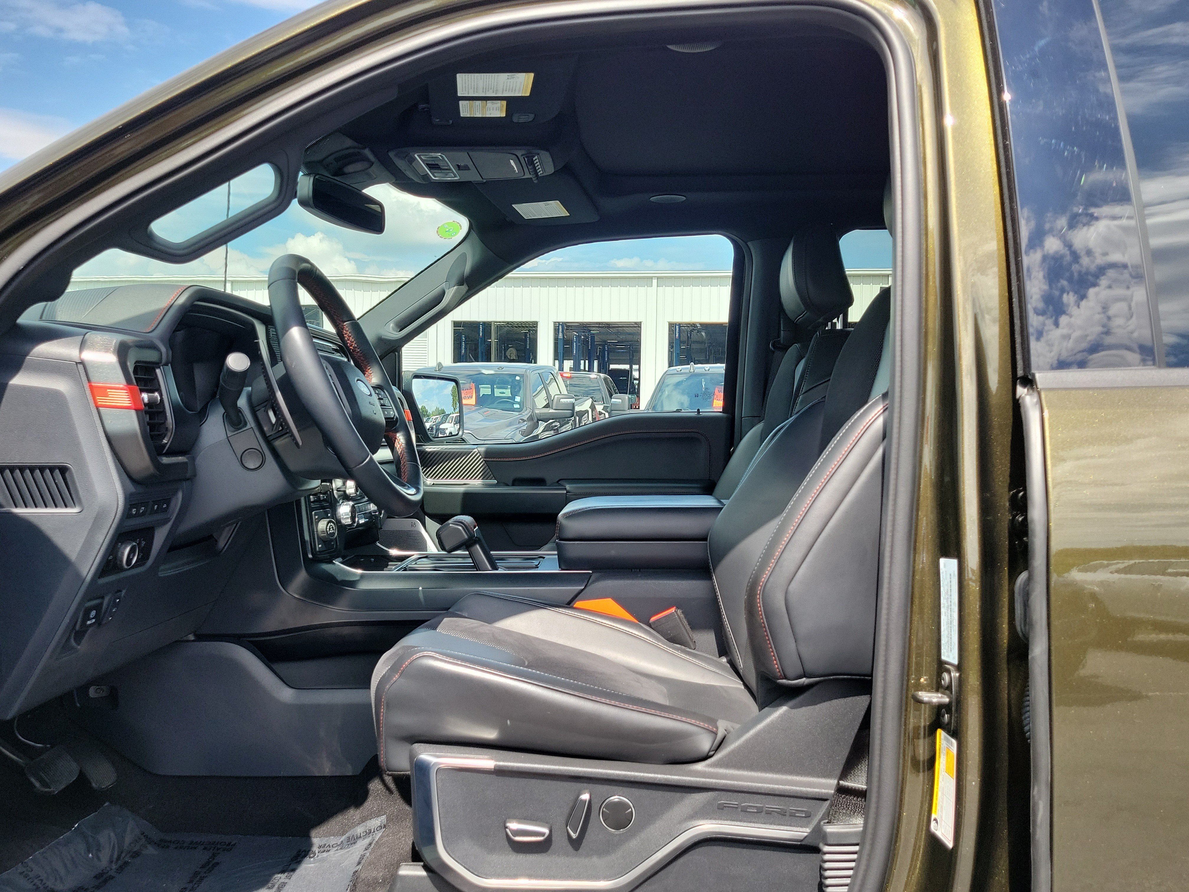 Certified 2024 Ford F150 Raptor AWD/4WD image 21