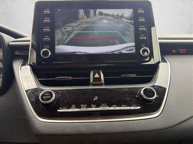 Used 2020 Toyota Corolla LE FWD image 19