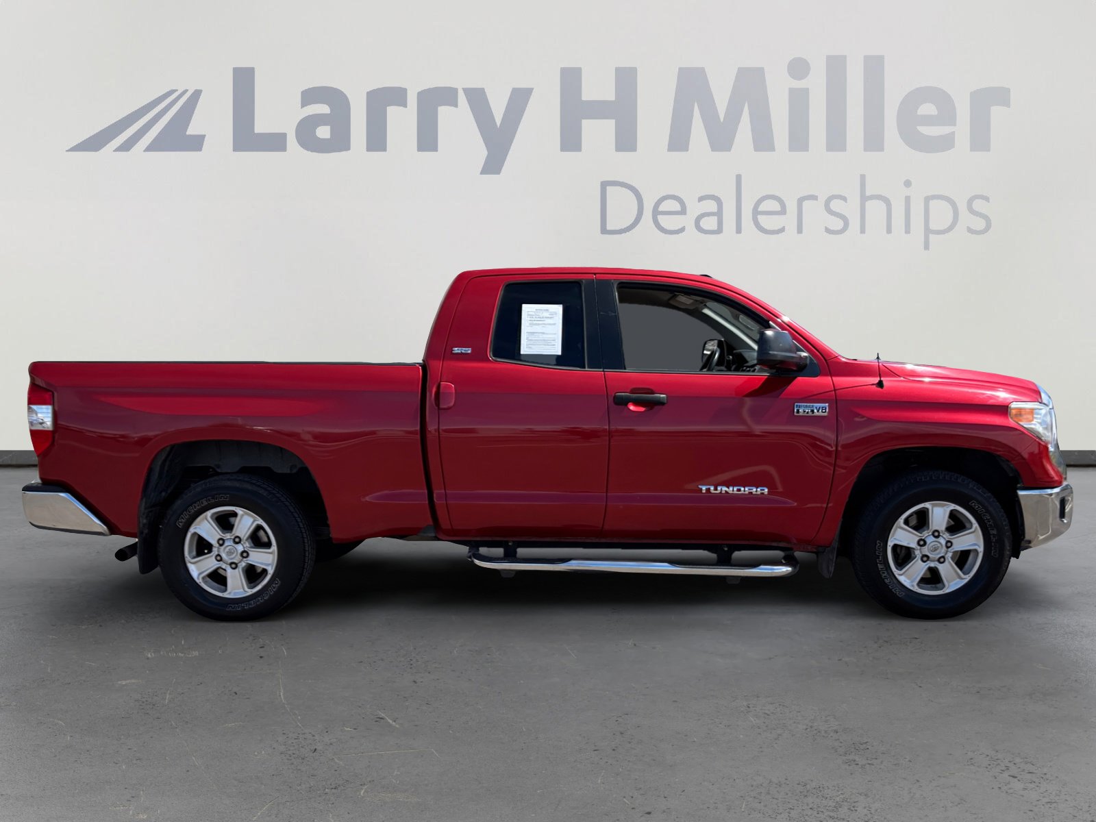 Used 2015 Toyota Tundra SR5 image 6