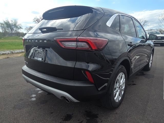 Certified 2023 Ford Escape Active w/ Cold Weather Package FWD image 8