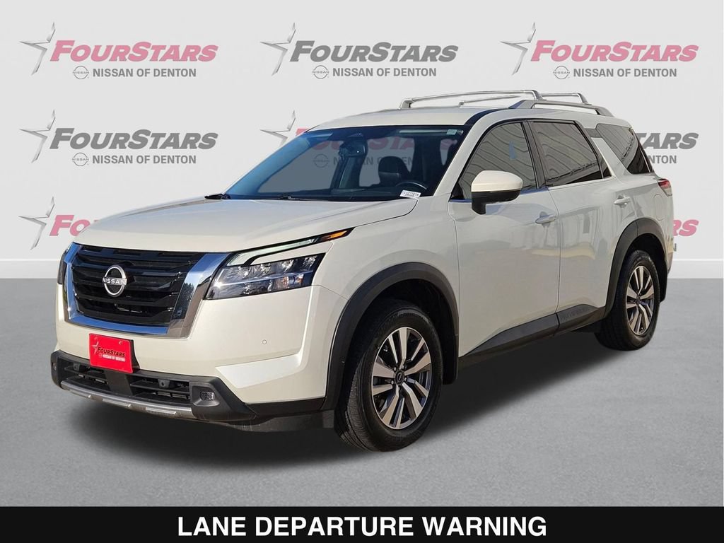 Used 2022 Nissan Pathfinder SL FWD image 9