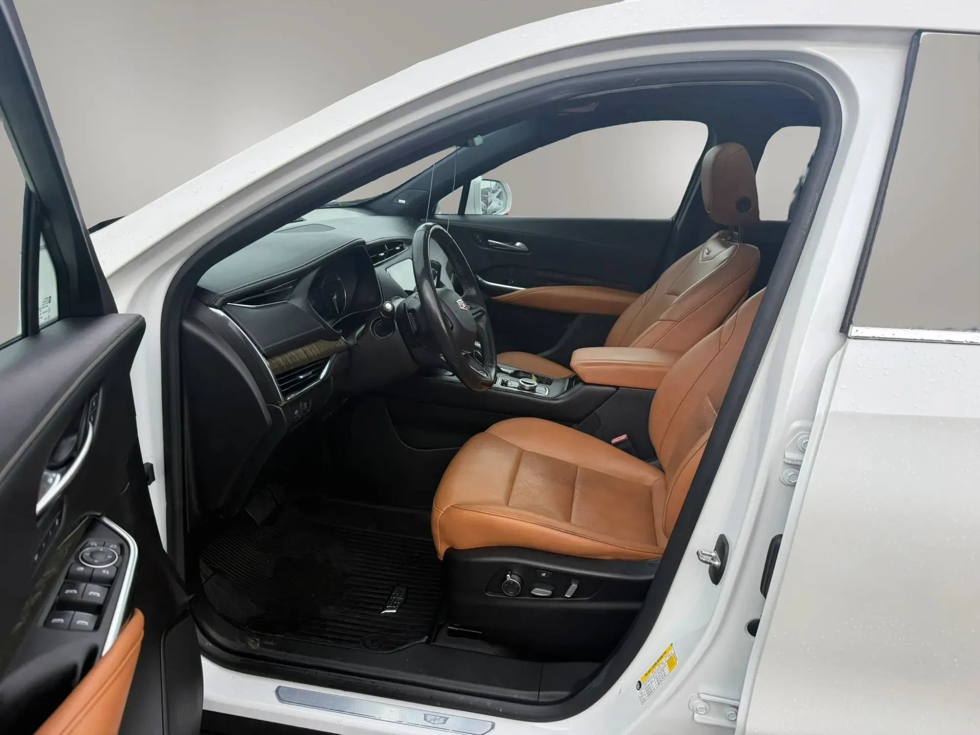 Used 2019 Cadillac XT4 Premium Luxury FWD image 22