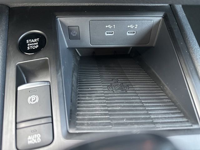 New 2026 Nissan Kicks SV w/ Cold Weather Package FWD image 17