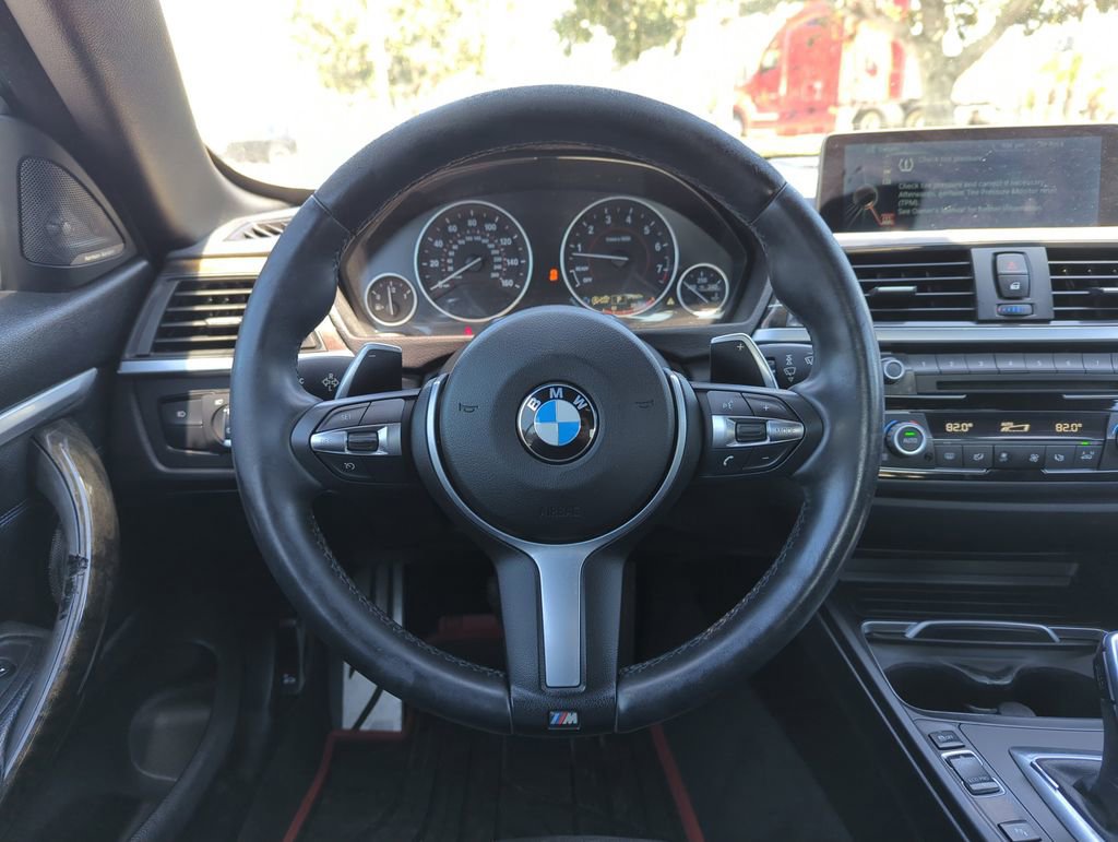 Used 2016 BMW 428i Convertible image 17