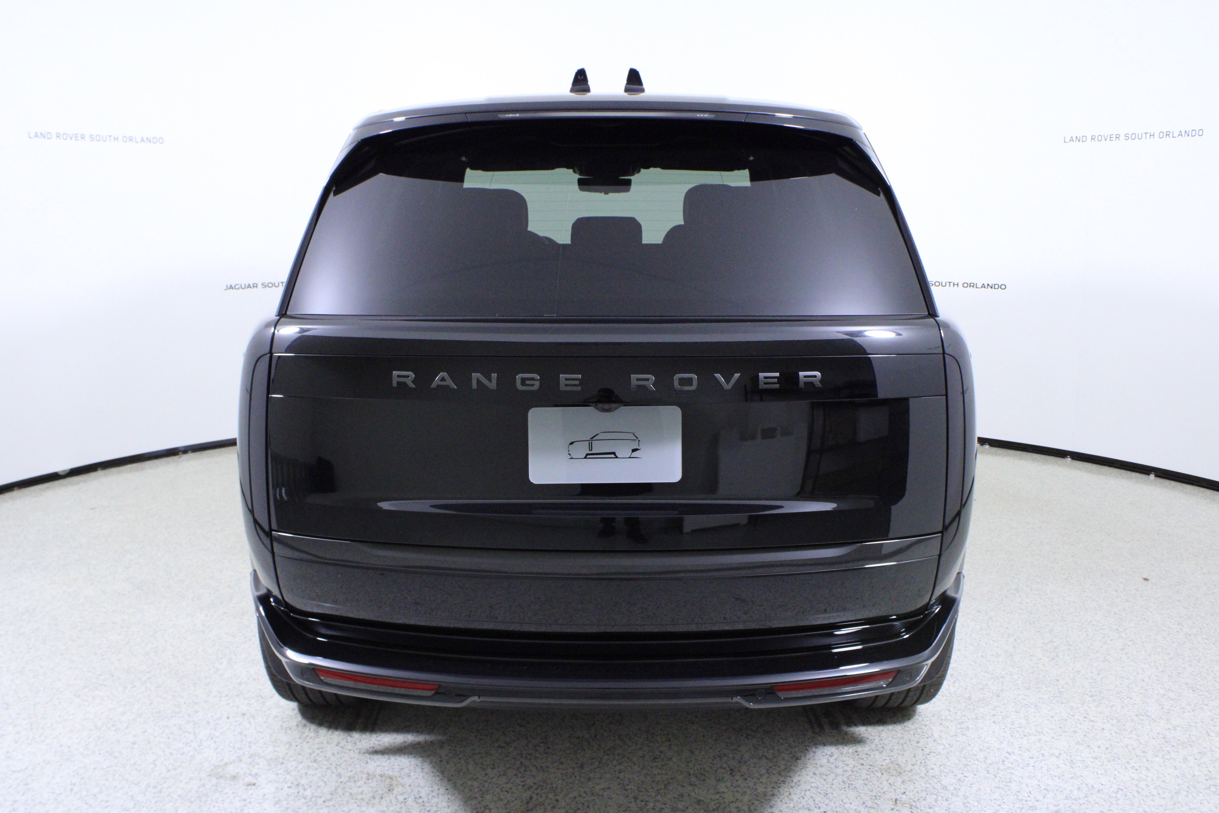 New 2026 Land Rover Range Rover SE image 6