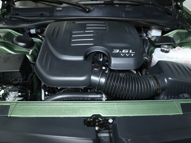 Used 2023 Dodge Challenger SXT w/ Blacktop Package image 32