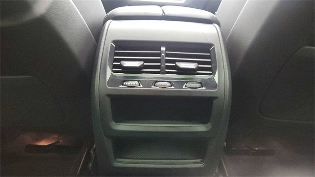 Used 2024 BMW X6 xDrive40i w/ Premium Package image 39