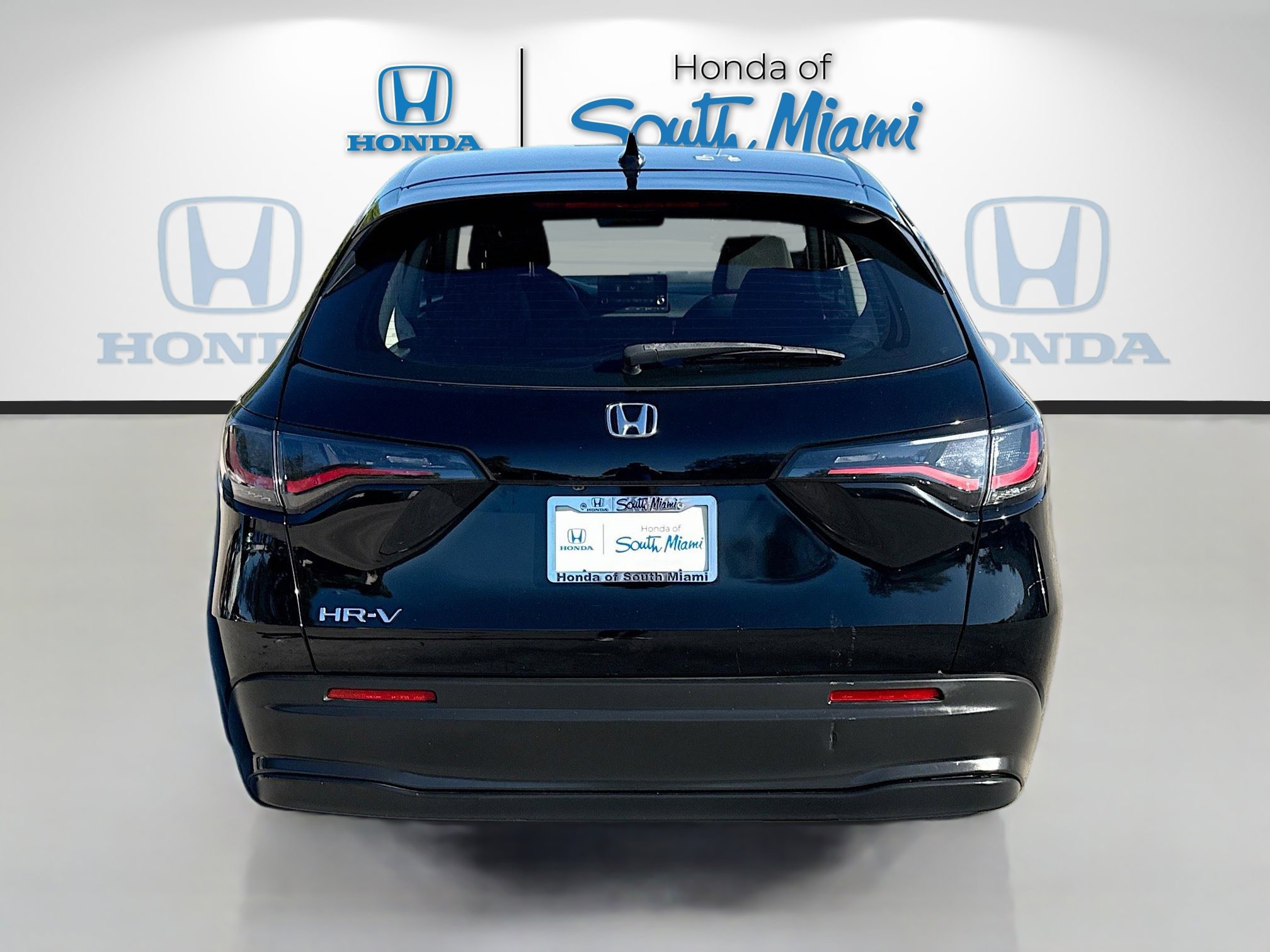 Certified 2023 Honda HR-V LX image 6