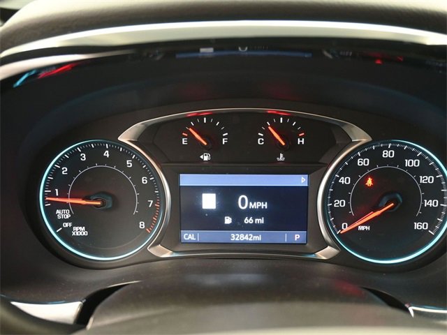 Used 2023 Chevrolet Traverse LT w/ LT Premium Package image 9