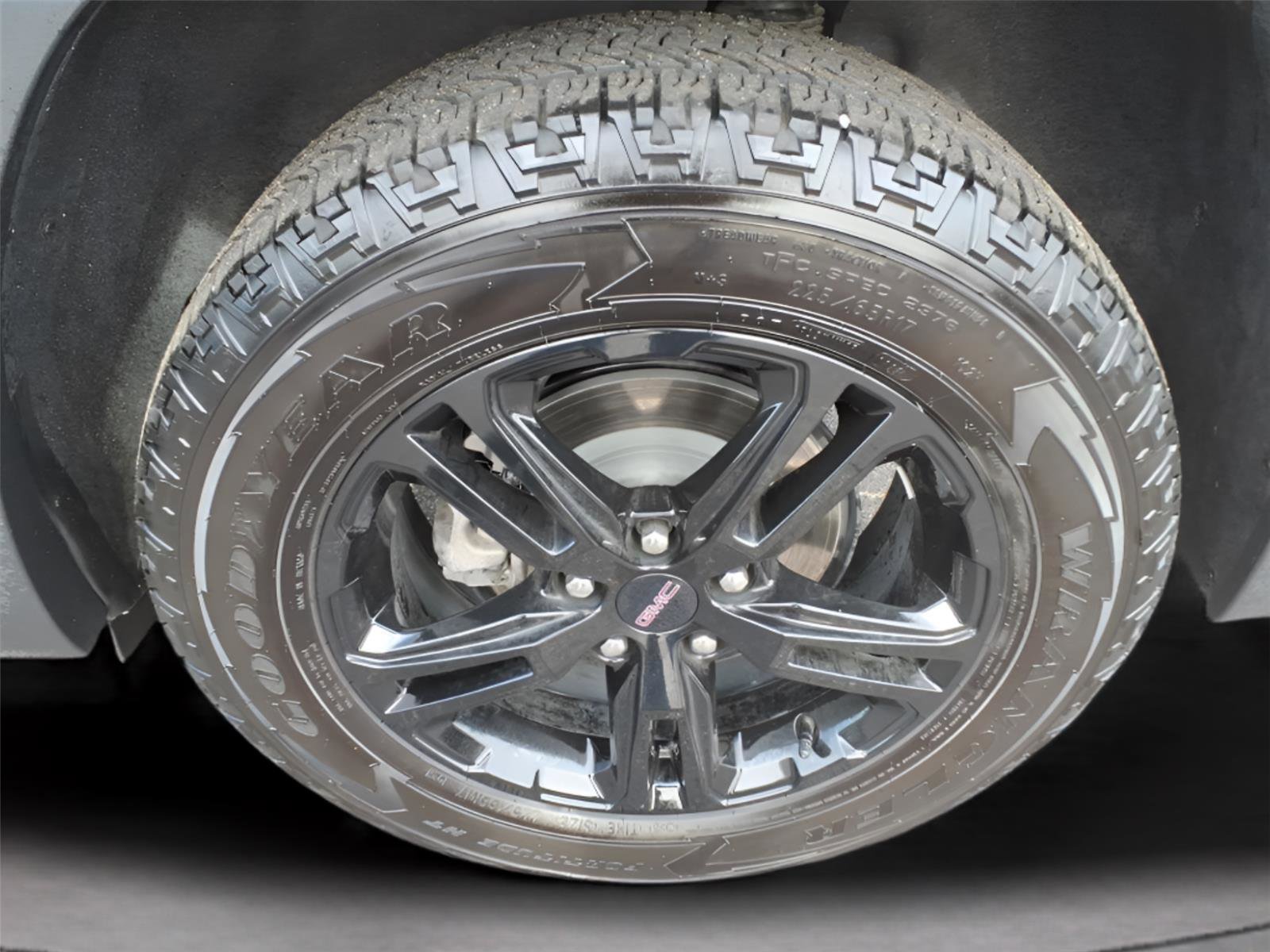 Used 2024 GMC Terrain AT4 image 12