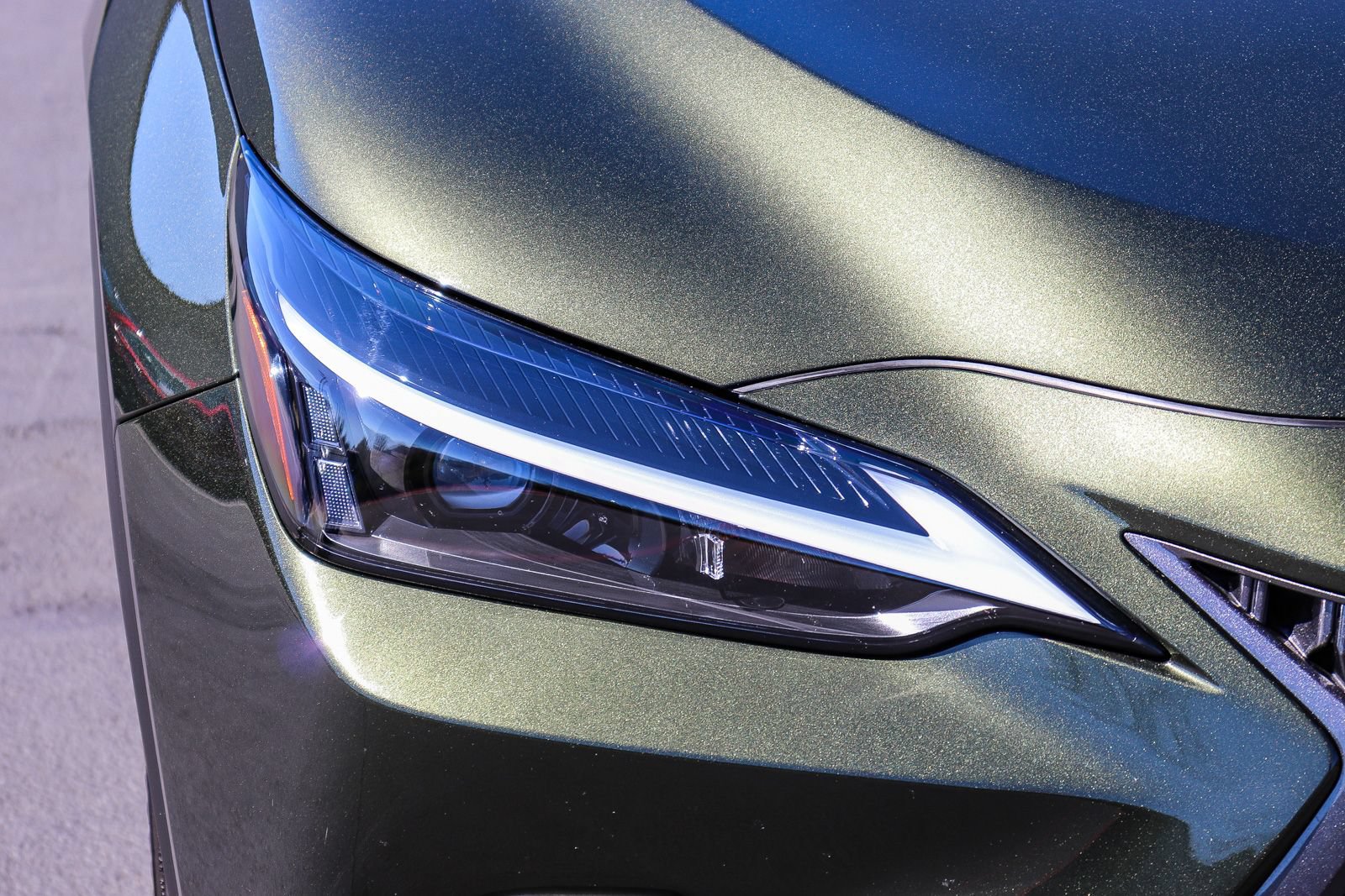 Used 2024 Lexus NX 250 FWD image 12