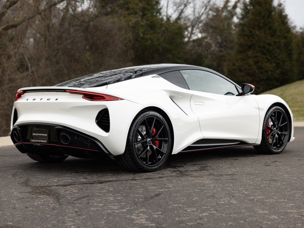 New 2026 Lotus Emira SE RWD image 9