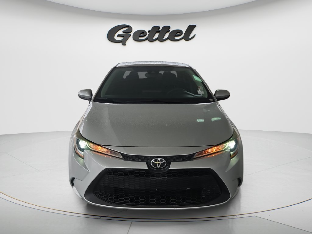 Certified 2022 Toyota Corolla LE FWD image 2