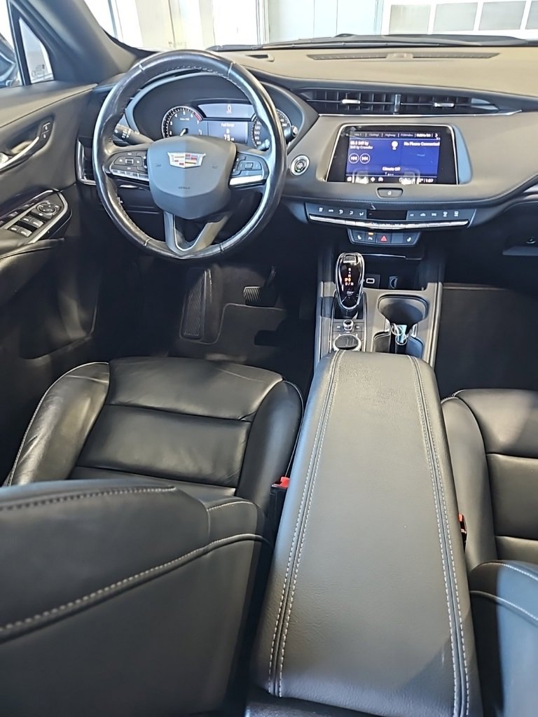 Used 2023 Cadillac XT4 Luxury image 25