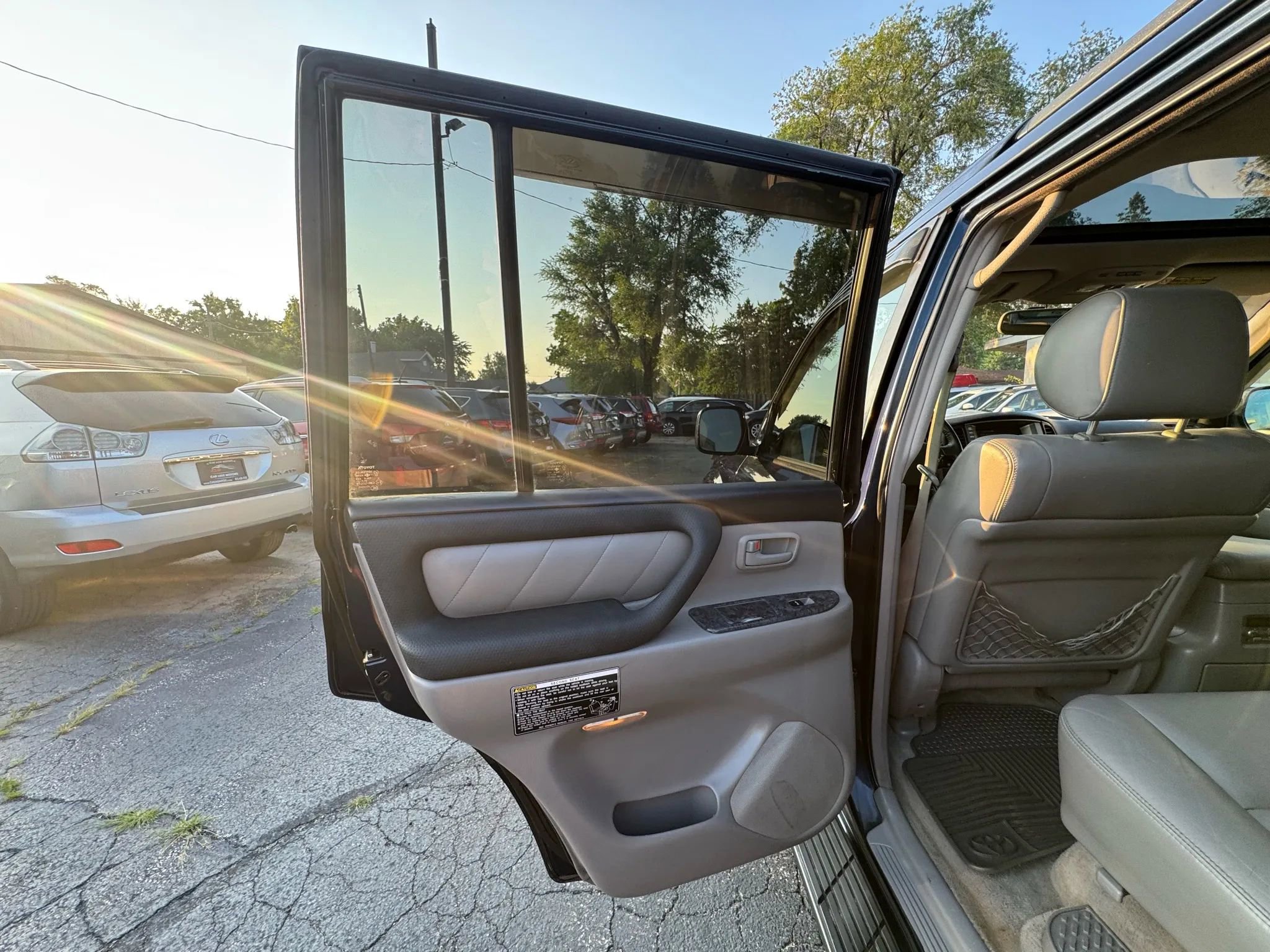 Used 2004 Toyota Land Cruiser image 16